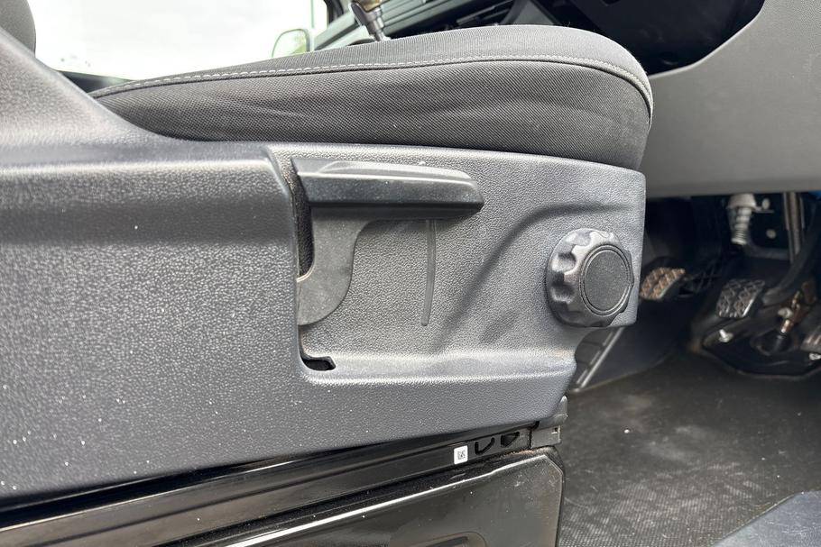 Used Ford TRANSIT CUSTOM DS24ZYO 26