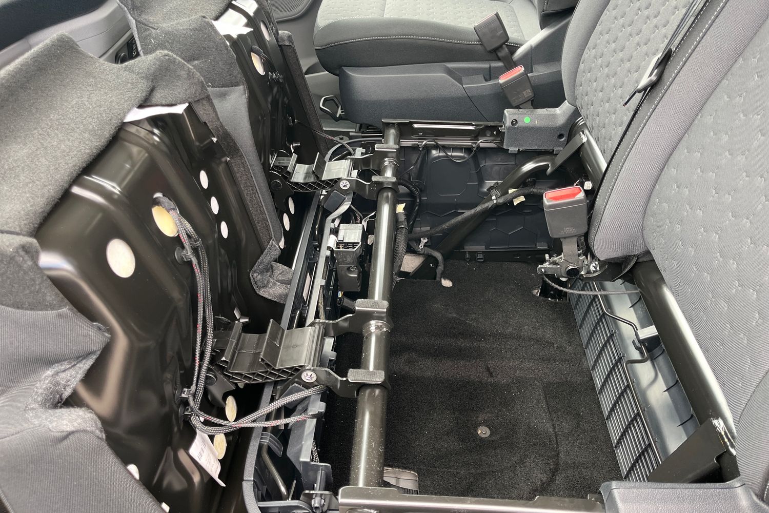 Ford TOURNEO CUSTOM Photo 36