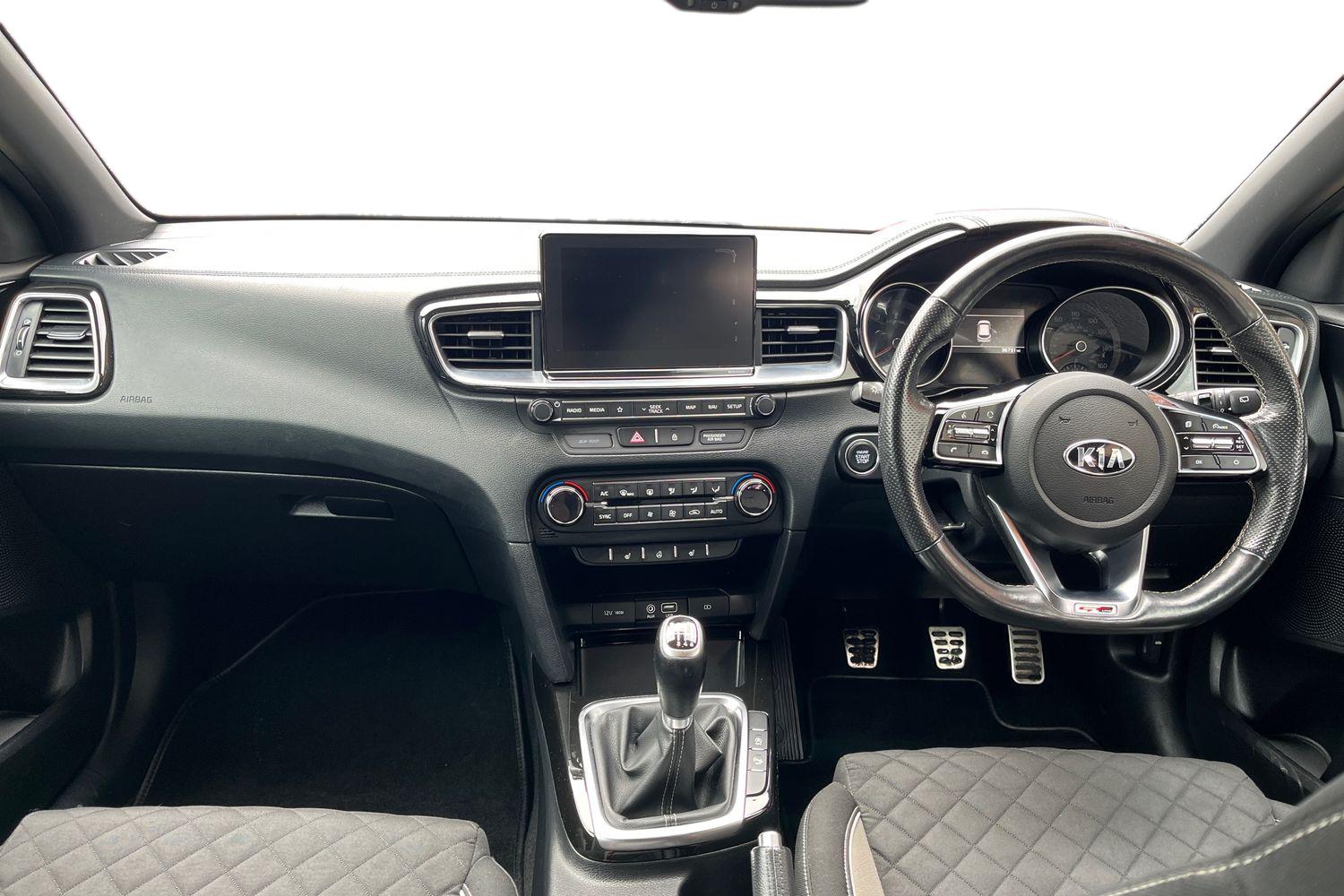 Kia CEED Photo 9