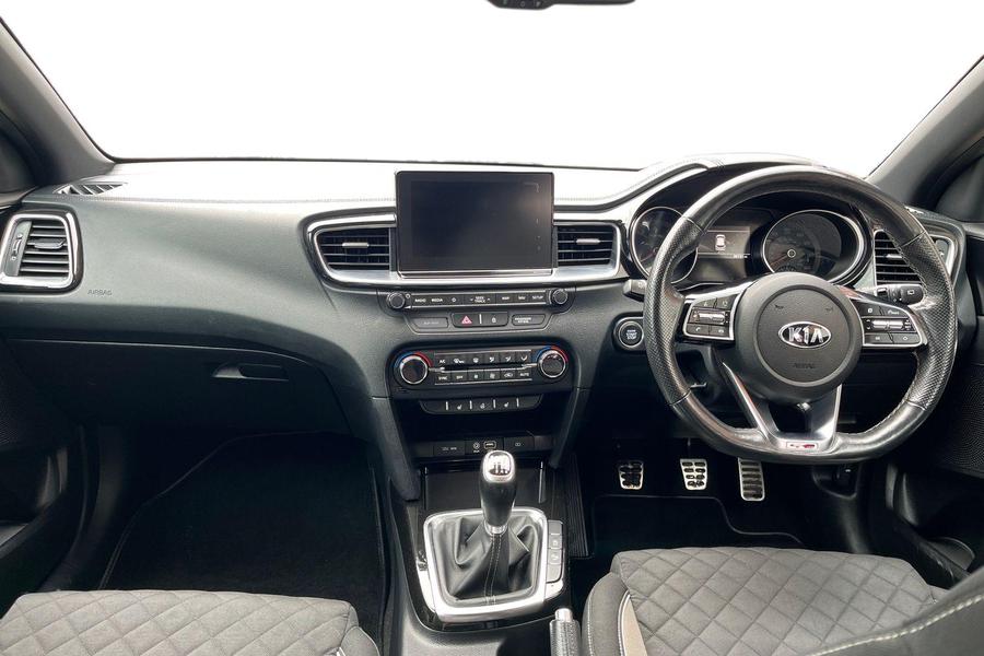 Kia CEED Photo autoimg-59cbb84bc3f233c3f7bcbdf30c027493c22c76f0.jpg