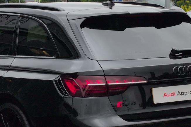 AUDI Rs4 Avant Photo 50