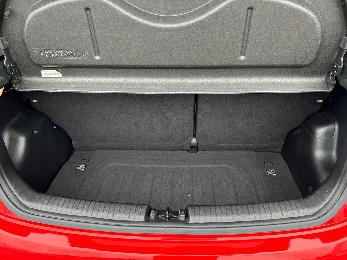 Hyundai i10 Photo 31