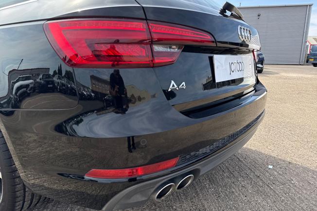 AUDI A4 Avant Photo 27