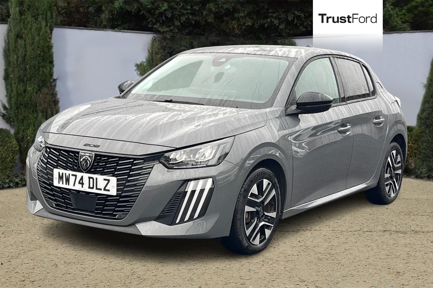 Peugeot 208 Photo 4