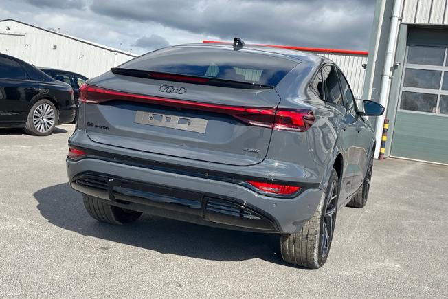 AUDI  Q6 Sportback Photo 28