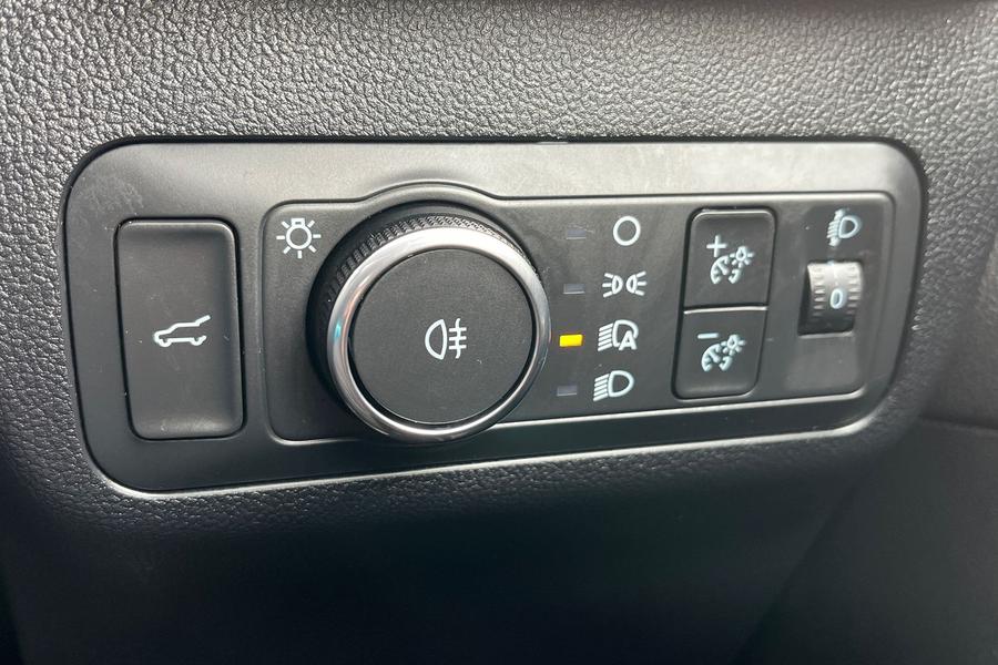 Ford KUGA Photo autoimg-59d61c99b7c941fbf3c4409ae3c7ae037a48192b.jpg