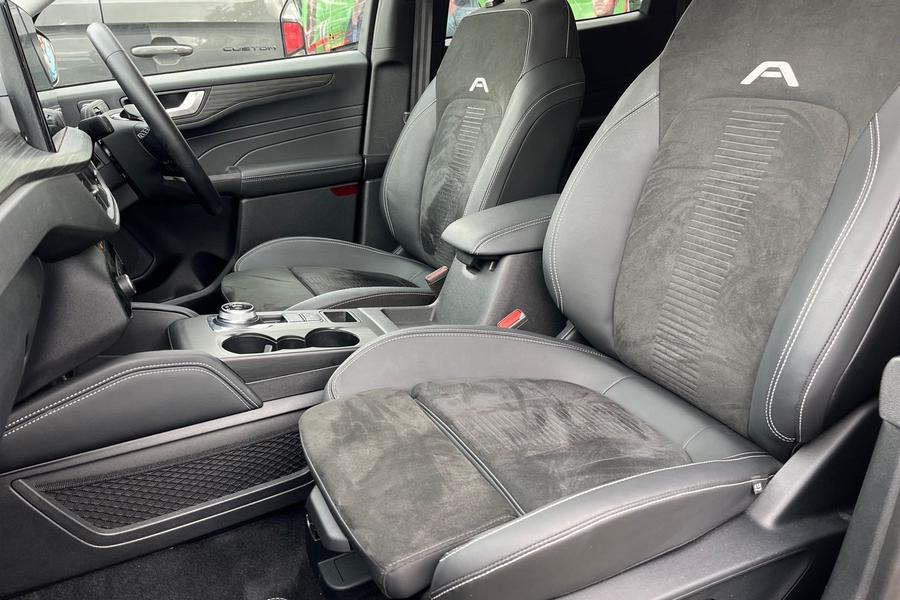 Ford KUGA Photo autoimg-59d75e0e6ed93b490e4f25703b890750071a7a80.jpg