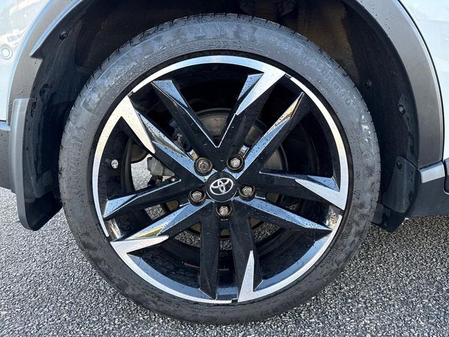 TOYOTA C-Hr Photo 33