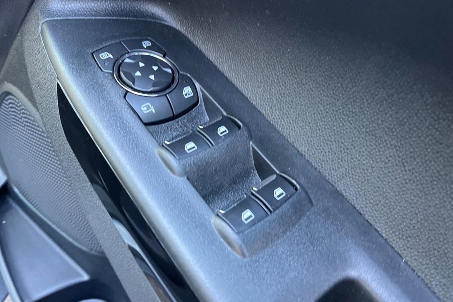 Ford ECOSPORT Photo autoimg-59de3b98006eabd1a2776d043a78a756de875200.jpg