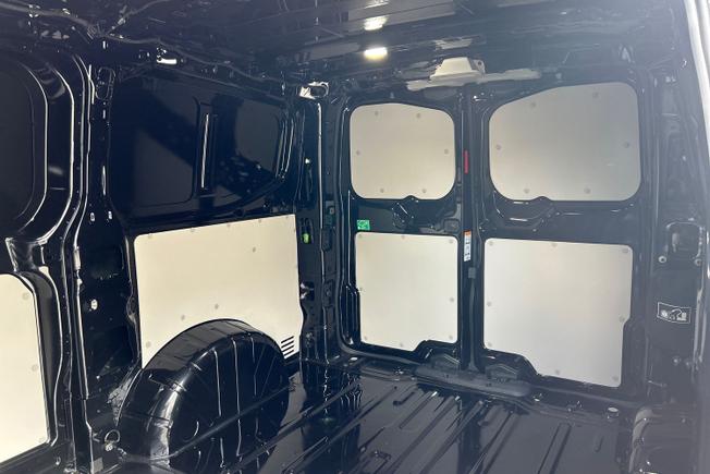 Volkswagen e-Transporter Photo 9