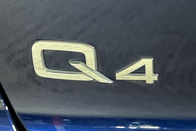 AUDI Q4 E-Tron Photo 33