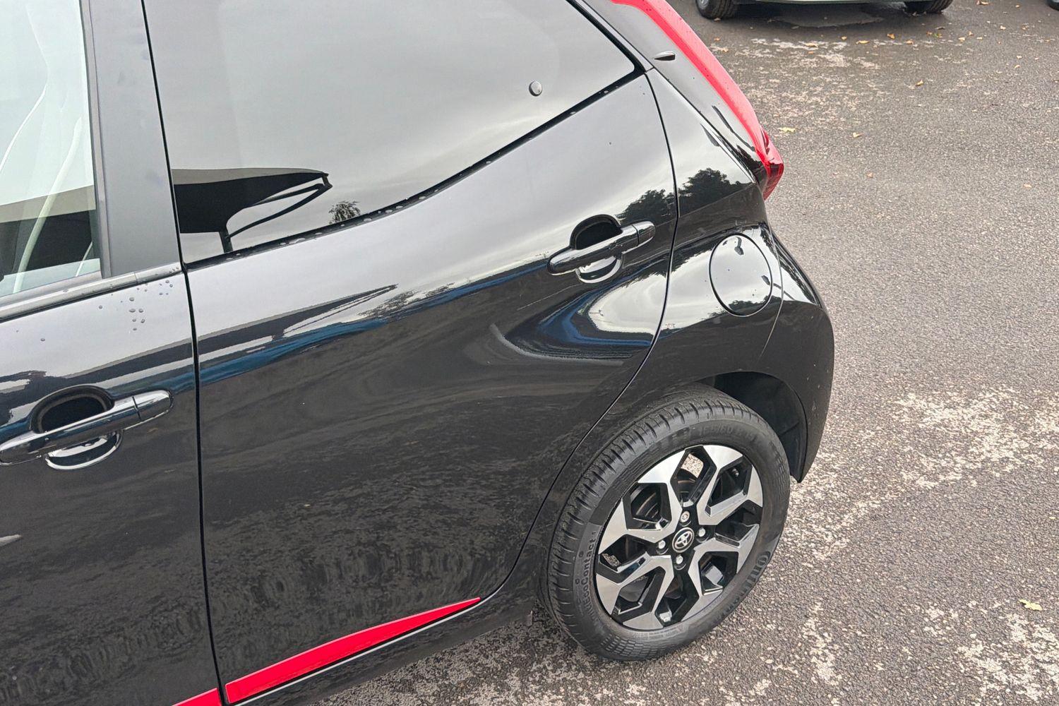Toyota AYGO Photo 39