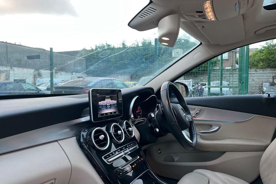 Mercedes-Benz C CLASS Photo autoimg-59f28adb0aa16ebc0d24c23ba3b461540eb8e93e.jpg