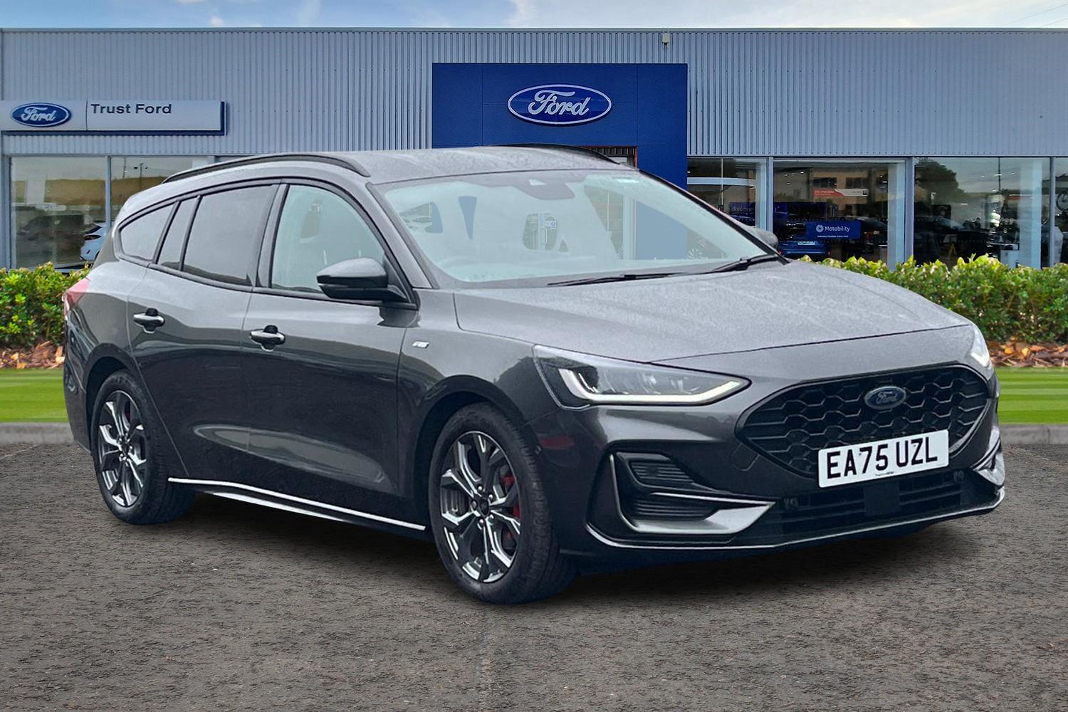 Ford FOCUS Photo 0