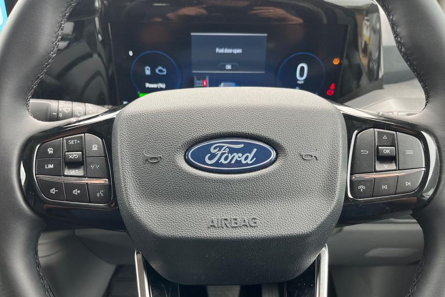 Used Ford TOURNEO CUSTOM WV26YCY 24