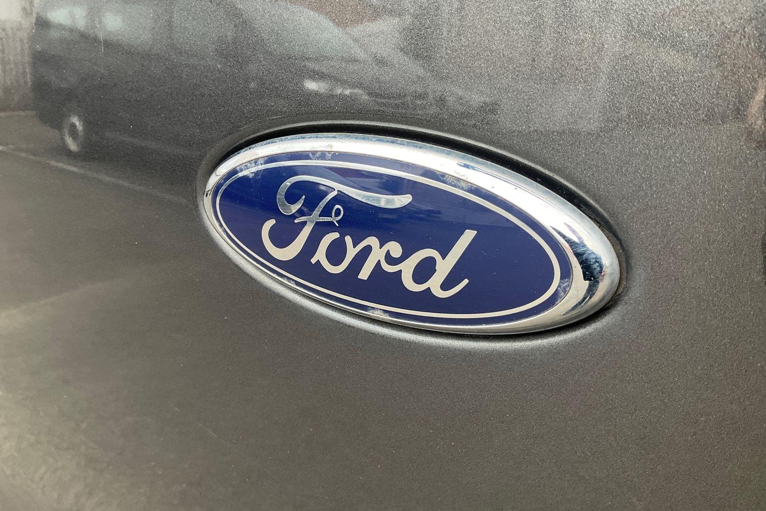 Ford TOURNEO CUSTOM Photo 40