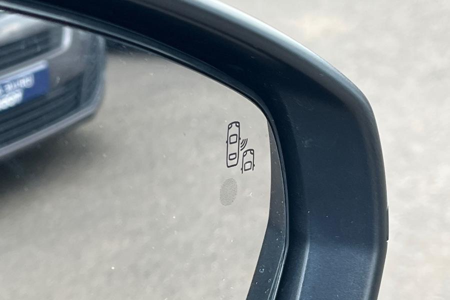 Vauxhall GRANDLAND X Photo autoimg-5a019eeff5b5f6bdeeab9348d932a31549636f62.jpg
