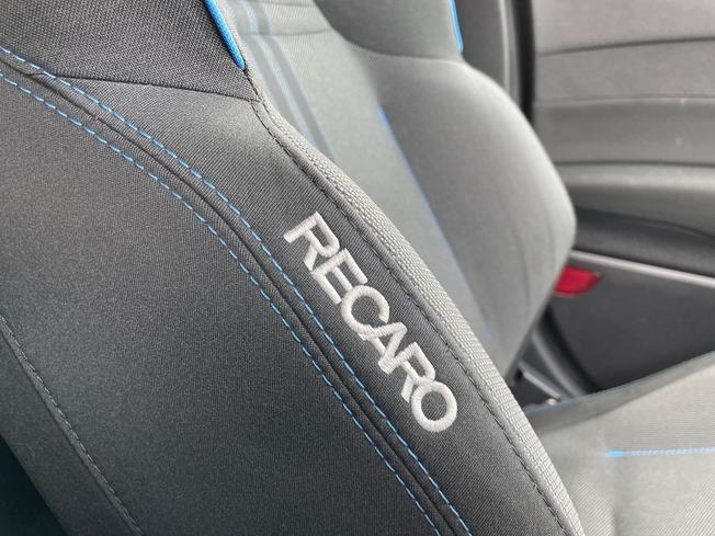 FORD Fiesta Photo 29