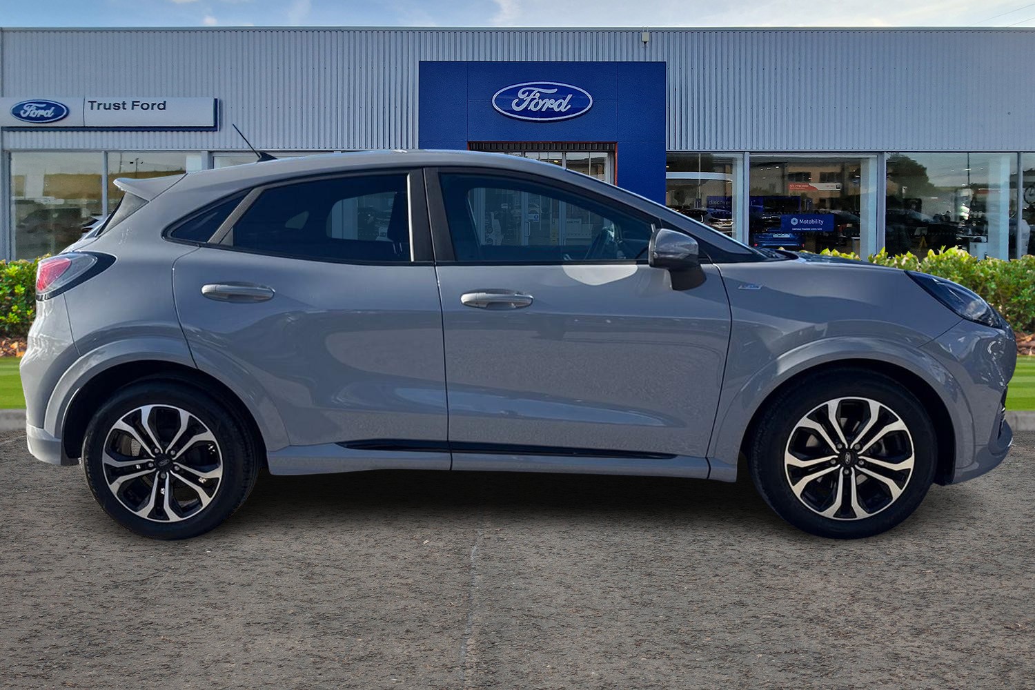 Ford PUMA Photo 2