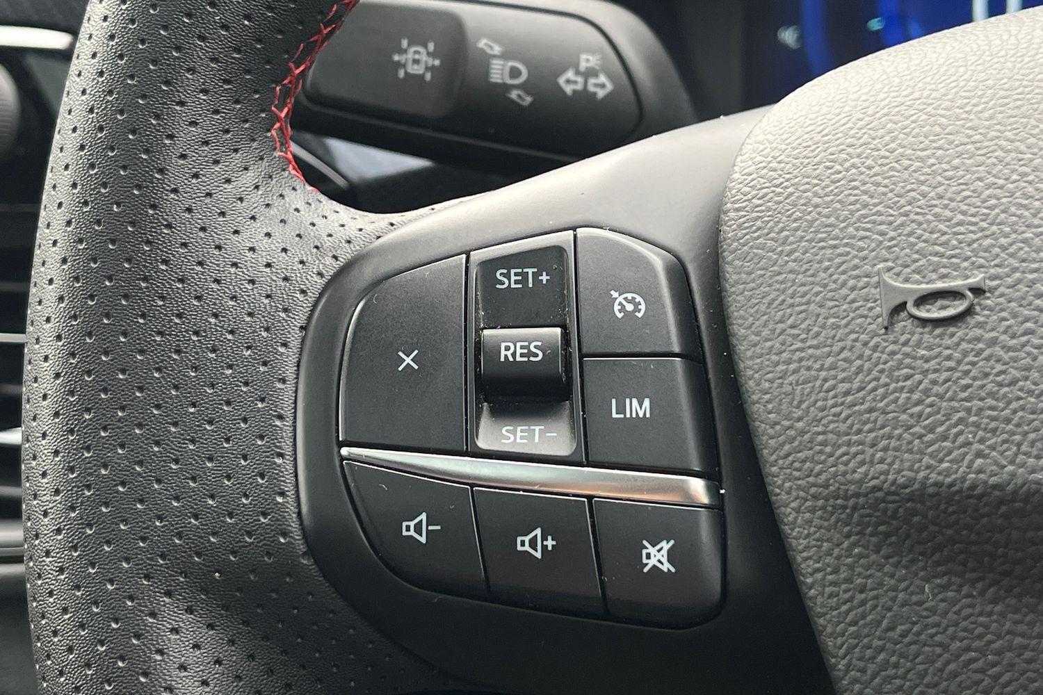 Ford Kuga Photo 36