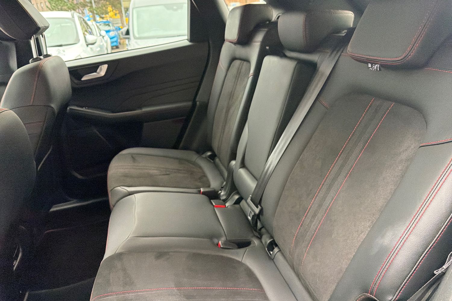 Ford KUGA Photo 19