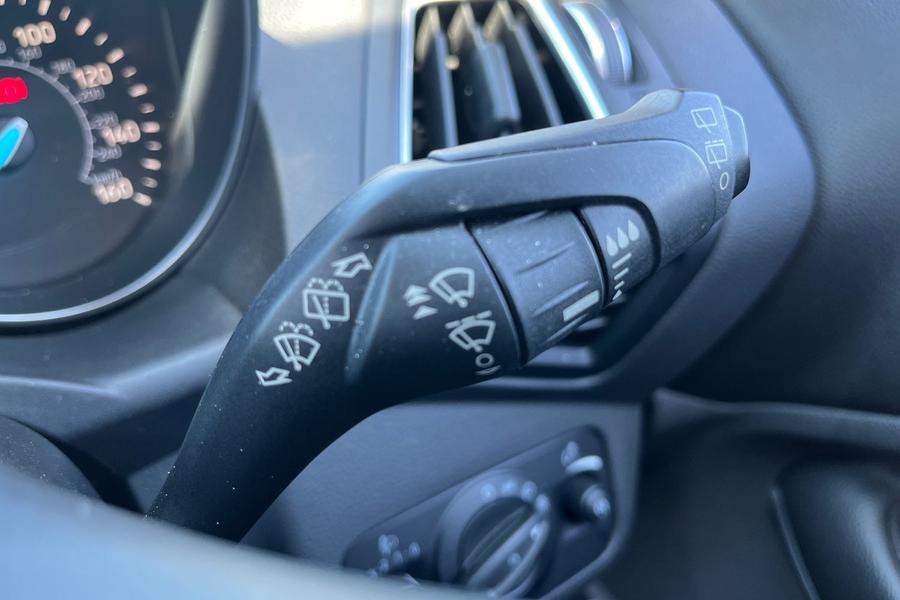 Ford KUGA Photo autoimg-5a1275d8d9b113739d44550554bc0b6bbe1fd7ed.jpg