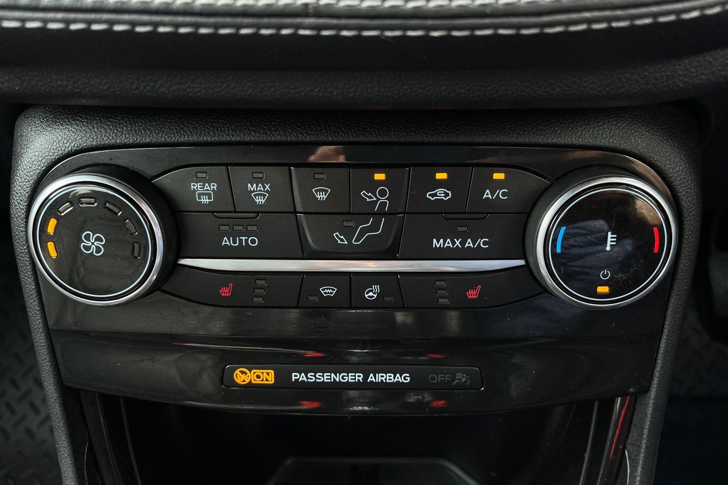 Ford PUMA Photo 32