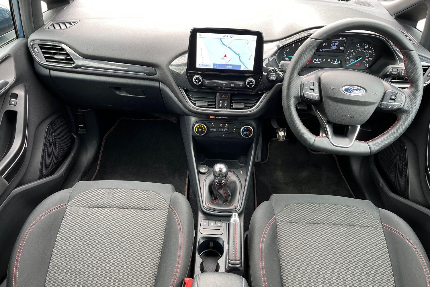 Ford FIESTA Photo 9