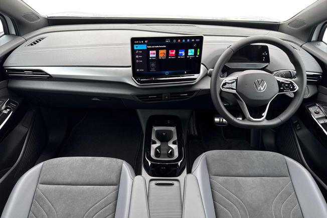 VOLKSWAGEN ID.4 Photo 10