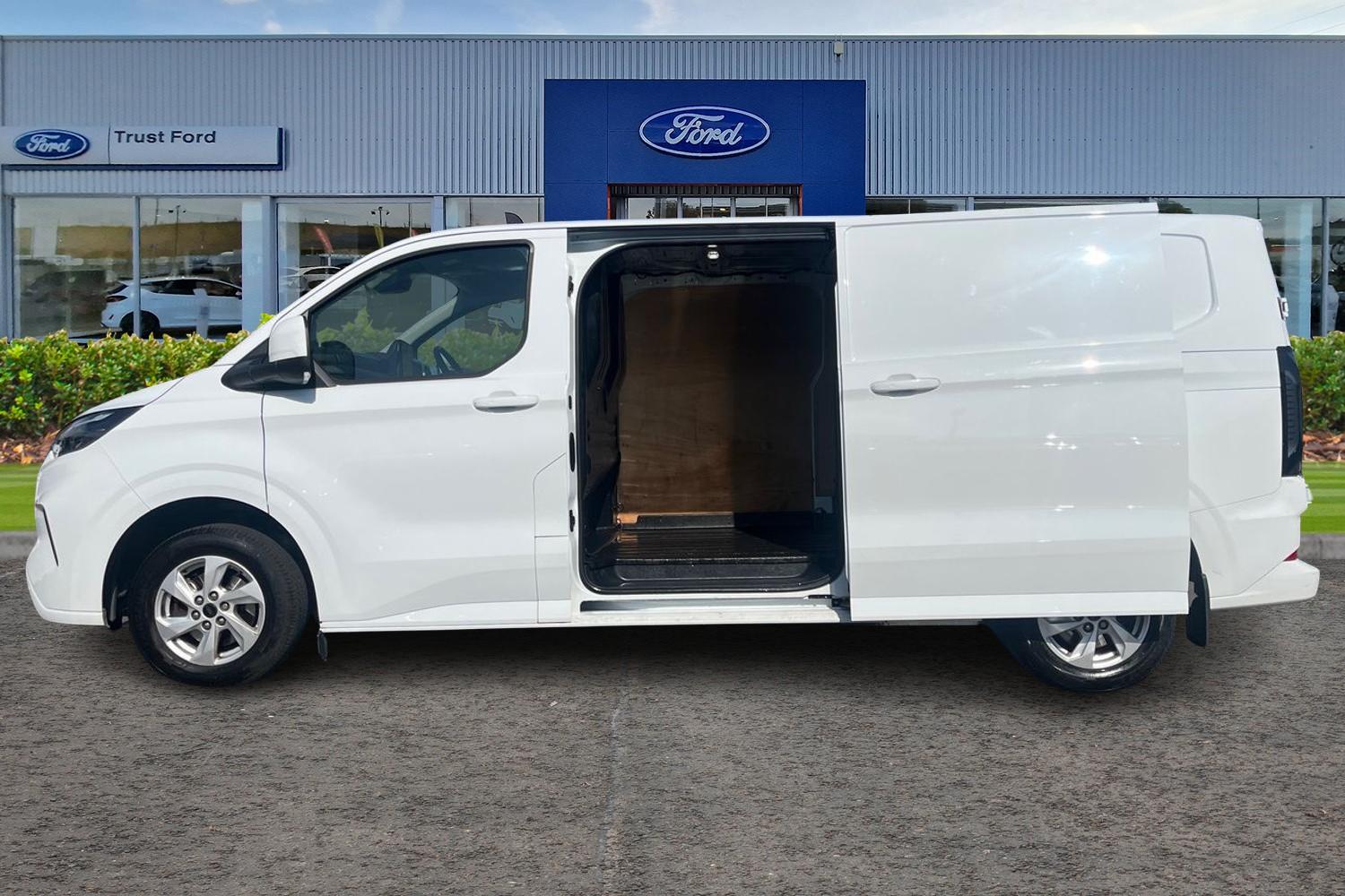 Ford TRANSIT CUSTOM Photo 4