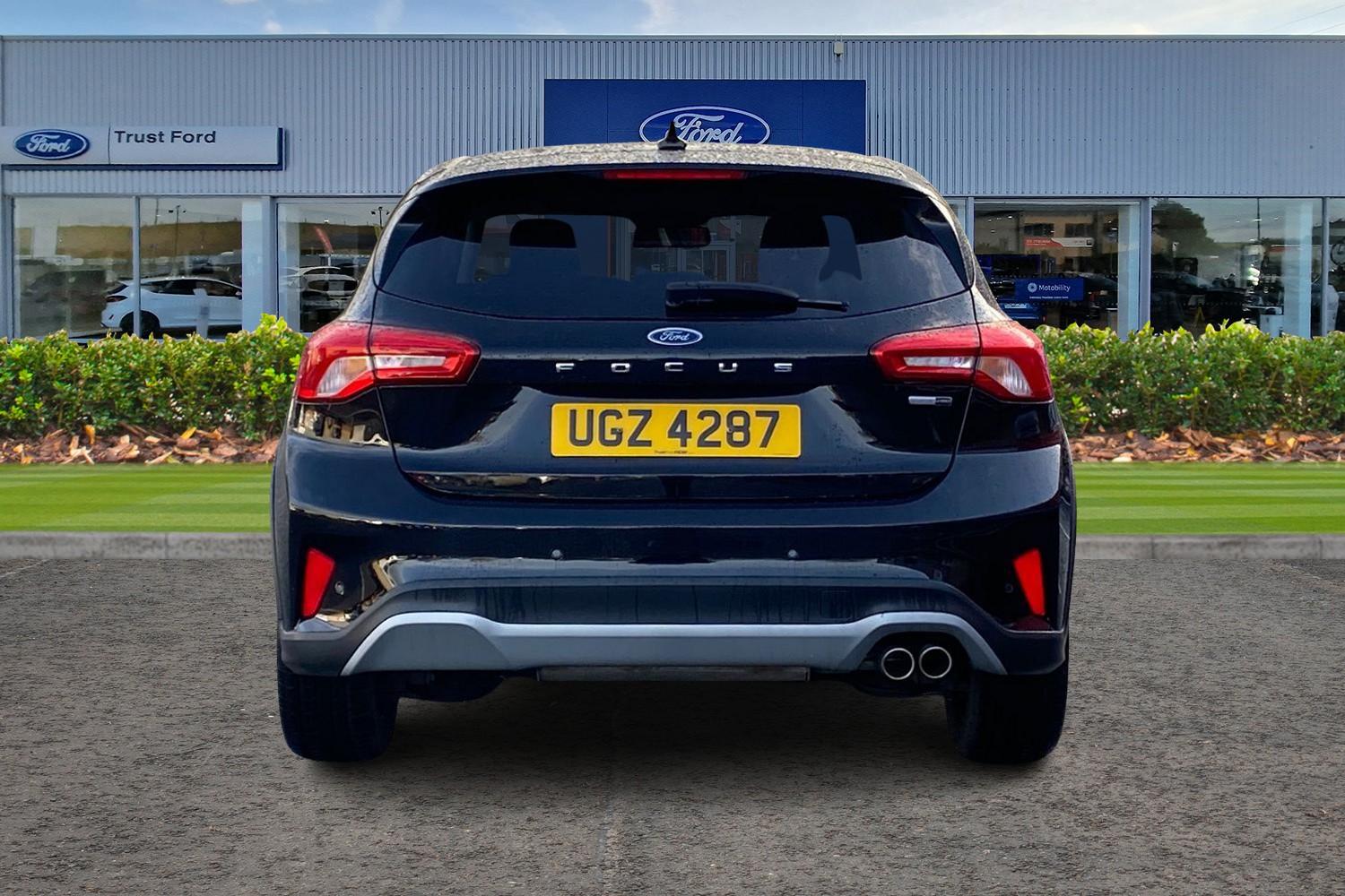 Ford FOCUS Photo 6