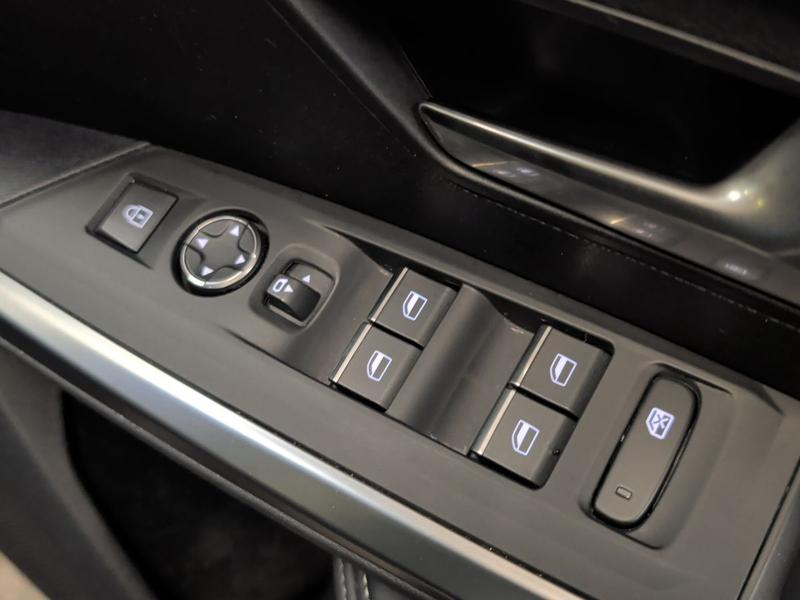 Used Peugeot E-3008 NV24RXS 24