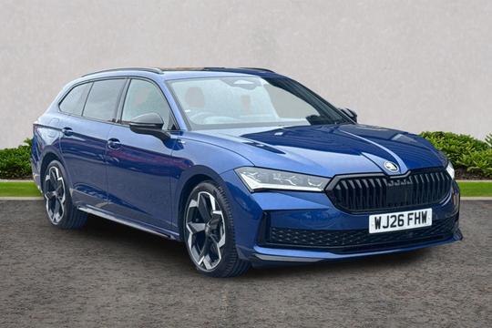 Skoda Superb Photo autoimg-5a2095e1b371434e36f5fe3acd1948e2035b230c.jpg
