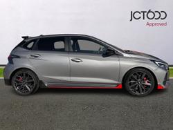HYUNDAI i20 Photo 4