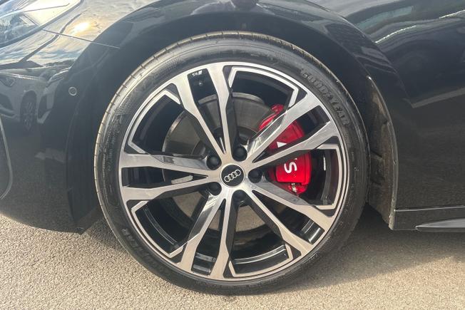Audi S5 Avant Photo 5