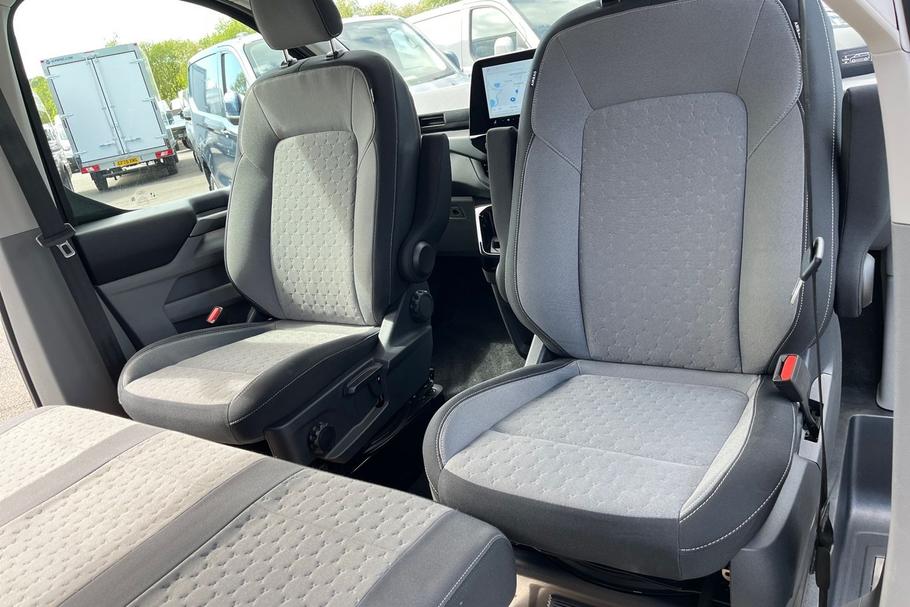 Used Ford TRANSIT CUSTOM HF75FGN 34