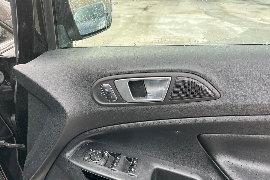 Ford ECOSPORT Photo autoimg-5a27323f32d3be375e22f99c96731021adfbbce9.jpg