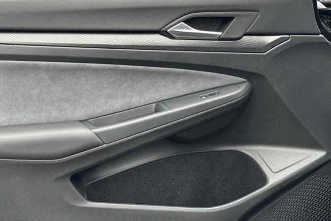 Volkswagen Golf Photo 44