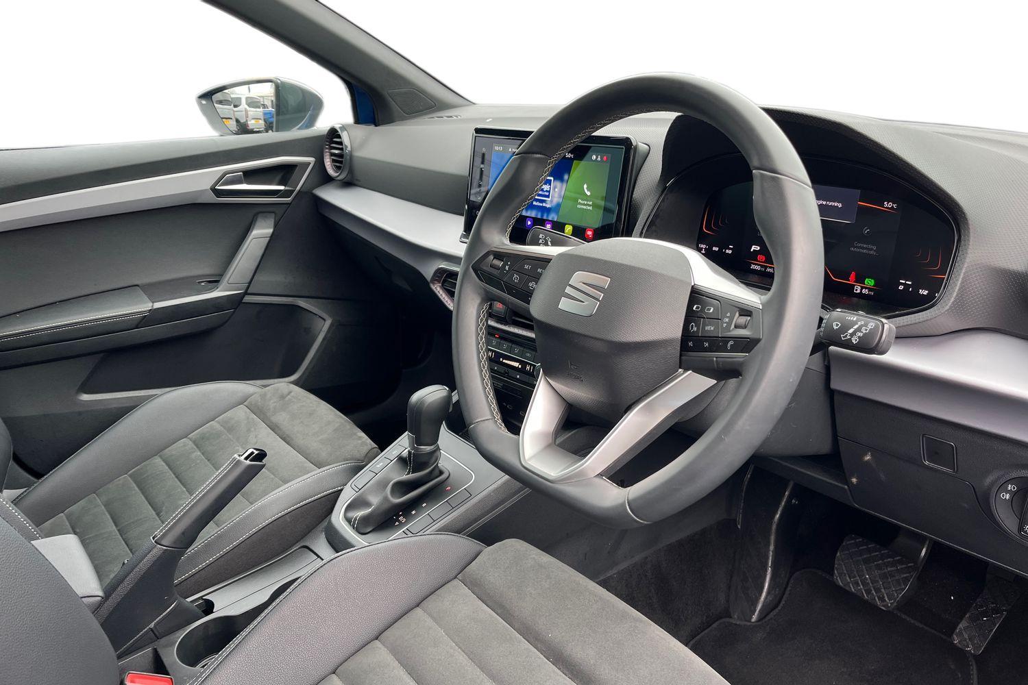 SEAT IBIZA Photo 8