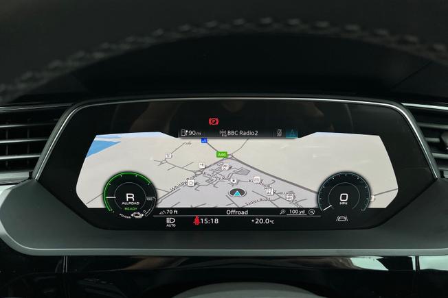 AUDI e-tron Photo 43