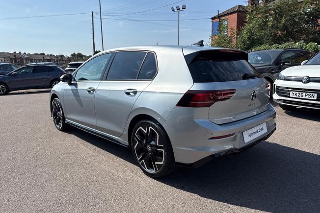 VOLKSWAGEN Golf Photo 23