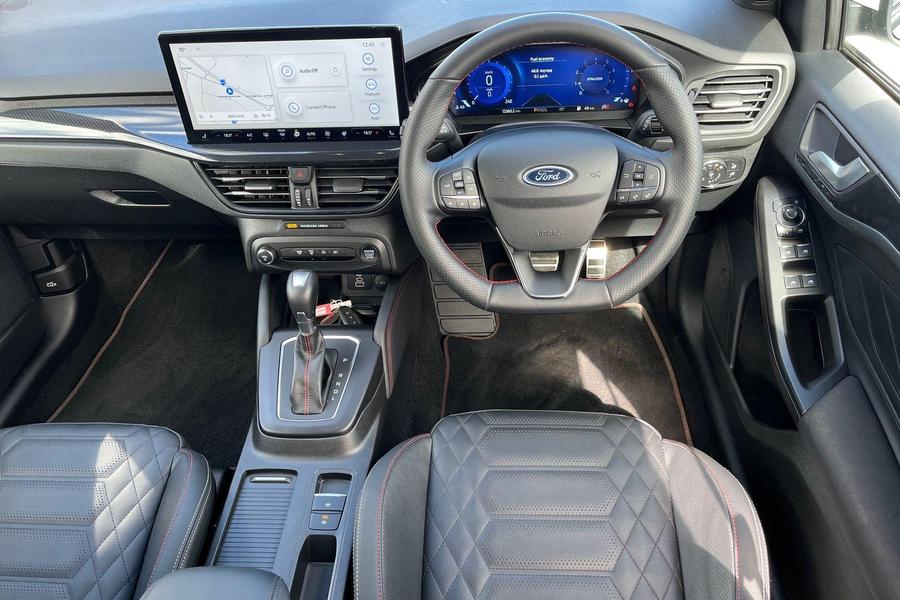 Ford FOCUS Photo autoimg-5a3b4265b18b2a5eb9571ec2bd93c991d4bf89d9.jpg