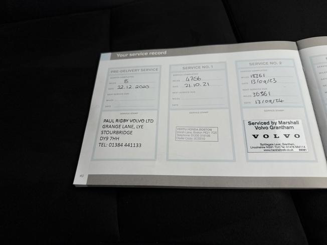VOLVO Xc40 Photo 36