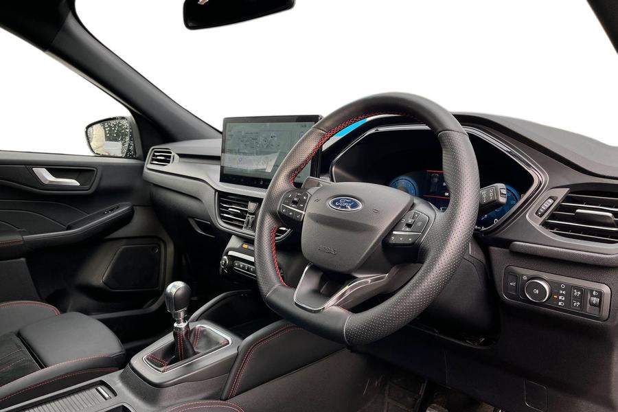 Ford KUGA Photo autoimg-5a403af35080f96bee9813a1758fb4cf60de825b.jpg