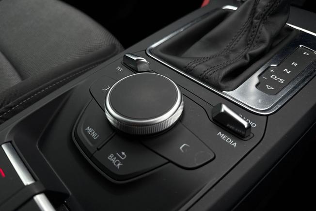 AUDI Q2 Photo 24
