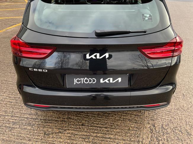 KIA Ceed Photo 25