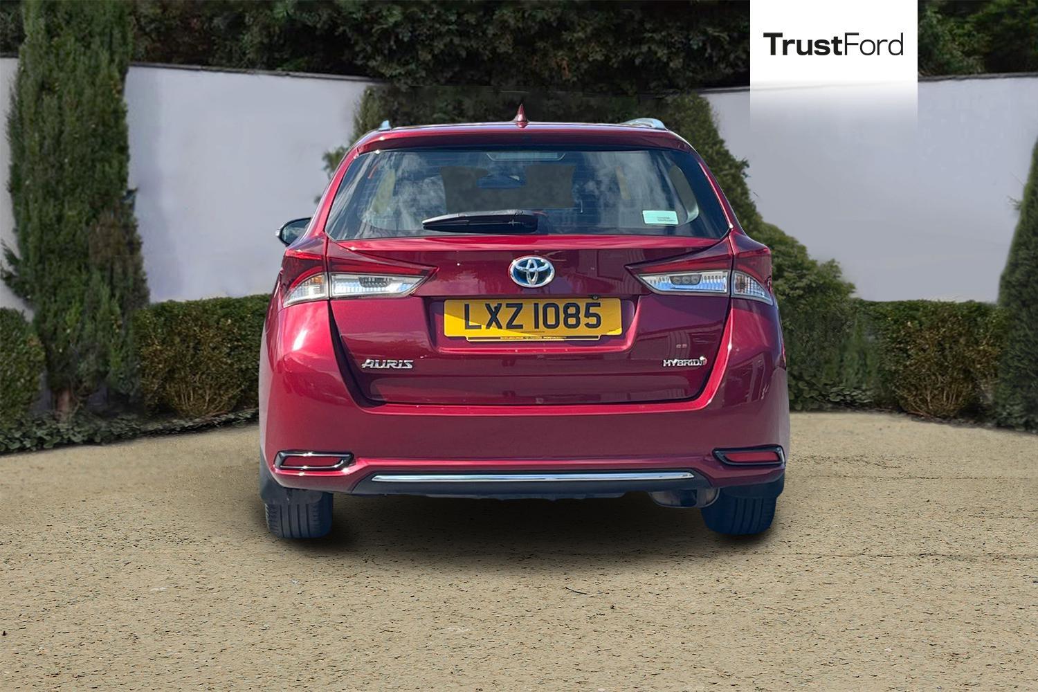 Toyota AURIS Photo 6