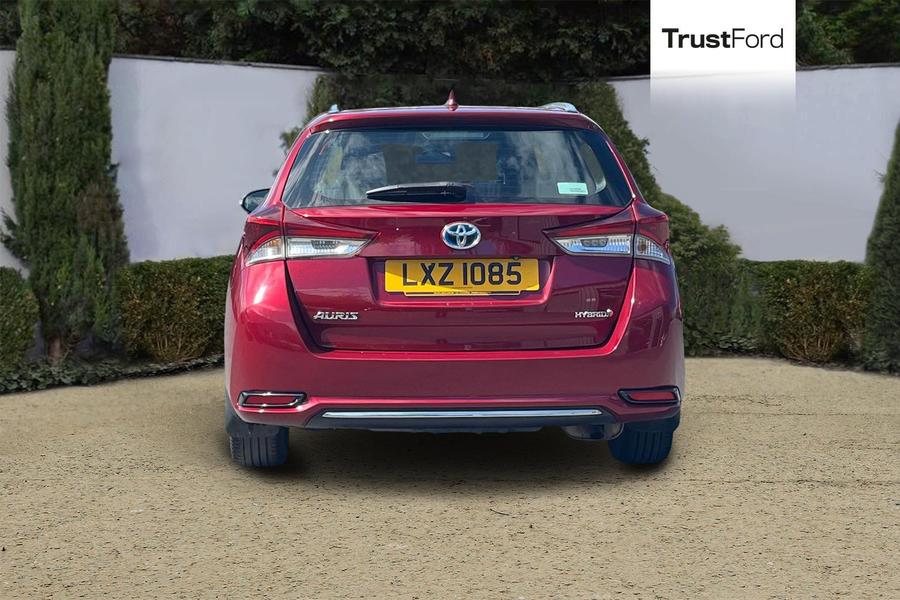 Toyota AURIS Photo autoimg-5a48eab9f190cdaf4c838e00433d2f566103408a.jpg