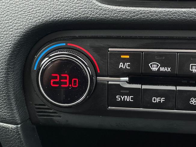 KIA Ceed Photo 46