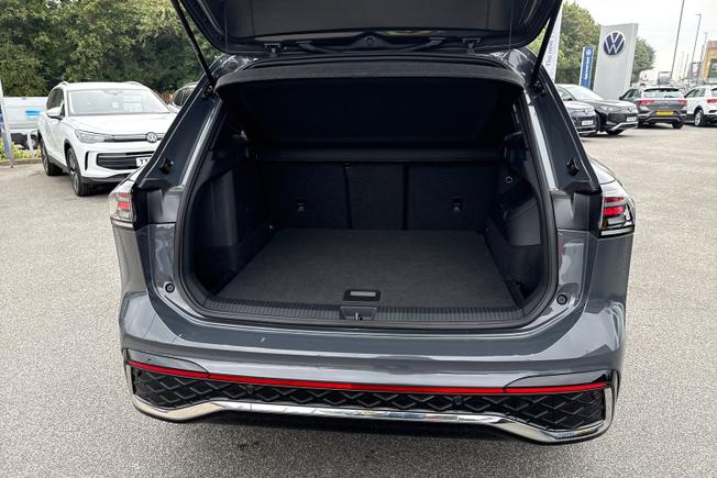 VOLKSWAGEN Tiguan Photo 12